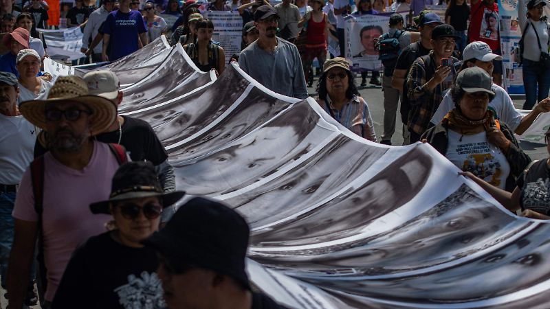 No quiero buscarlo, quiero abrazarlo: madres reprochan que exista esta labor por desaparecidos en México